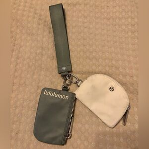 Lululemon Green and Cream Pouch Wristlet Card Holder